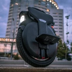 PedL E-Bikes & E-Scooters Unicycle InMotion V11